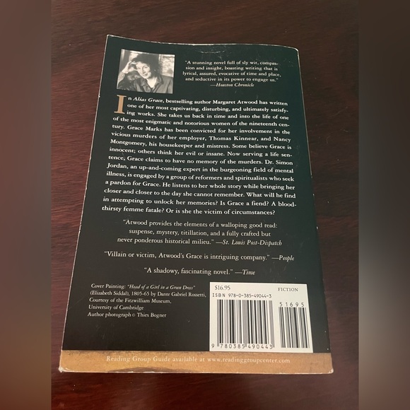 Alias Grace by Margaret Atwood - Picture 2 of 2